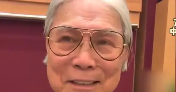 不装了？霍震霆回应儿子婚事仅24小时，霍启刚夫妇承受了“恶意”