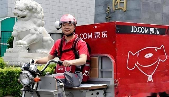 刘强东亲自送外卖，有多大格局做多大老板
