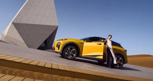 深蓝S07，新能源汽车的实力担当。