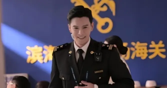 别只骂经超发型了！《金关》4大看点解析，揭露国门暗战有多硬核