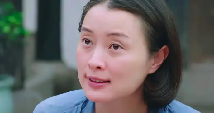 女演员吴越凌晨发文怒斥：太恶劣！你骗了多少人的钱？请如数奉还