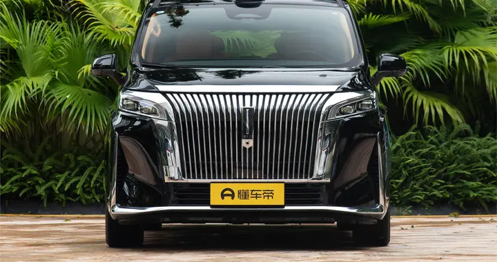 魏牌高山7：以实用配置贴合家庭冬季用车需求