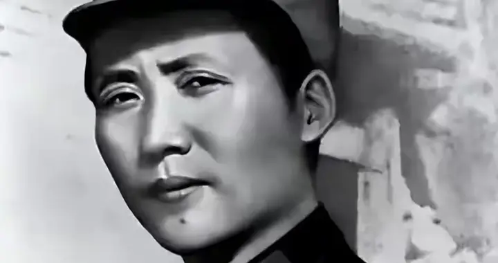 国民党给他机票让他逃走，他说：毛泽东是我同学，我怕什么？