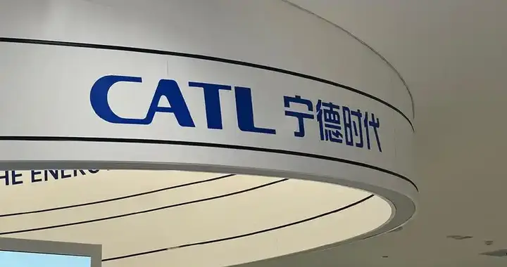 “宁王”的王座，坐得并不安稳