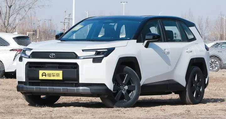 油价高涨，RAV4荣放以低油耗低养护成本成为家用SUV省钱新标杆