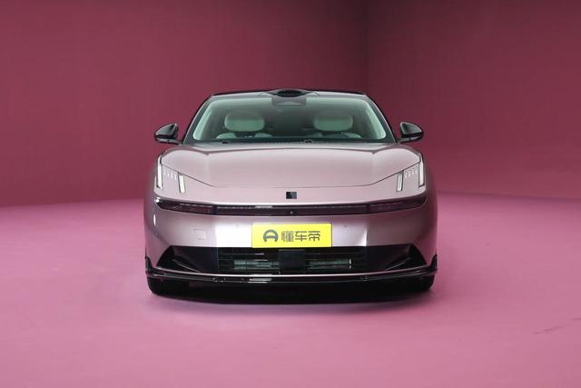 领克10 EM-P搭载1.5T插电式混合动力系统！