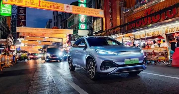 连续4年夺冠，为什么全球都买元PLUS?