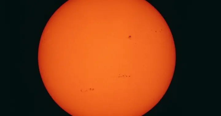 如果太阳是蓝矮星会怎样？太阳系的这些巨变太恐怖！