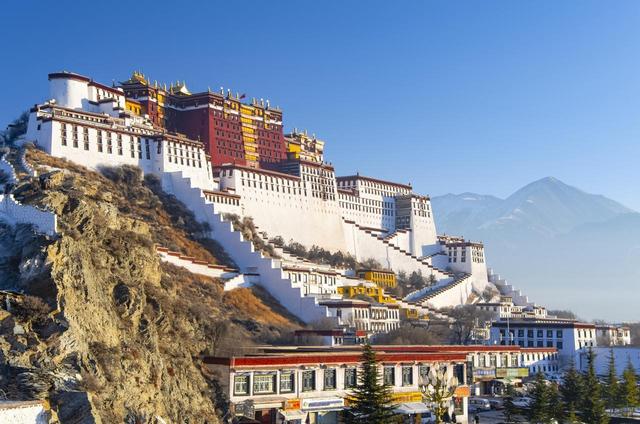 打表价破万！济南两硕士“打的”进藏，3900公里奔赴青春之约！