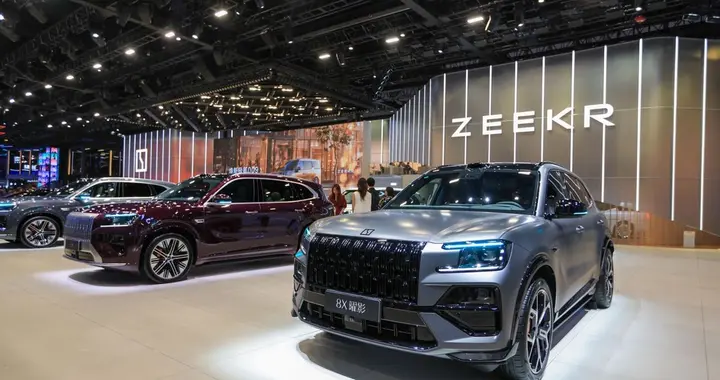 极氪携豪华矩阵亮相 自主高端竞争升级