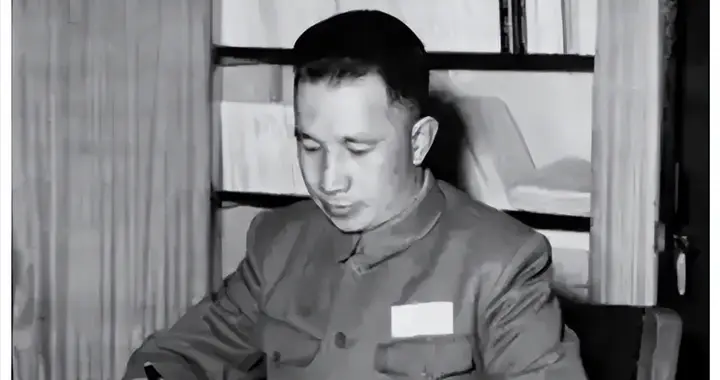 整风会议后，机关请示粟裕是否留各部队领导吃饭，粟：还有脸吃吗