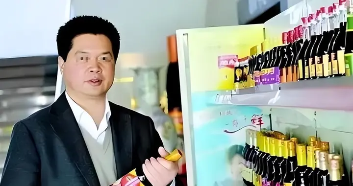 代工厂关停，亏60亿，老板一家3口成老赖，“酱油大王”彻底凉凉