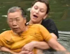 这个俄罗斯美女留学生火了！跳河救人成校园明星，热心阿姨送水果