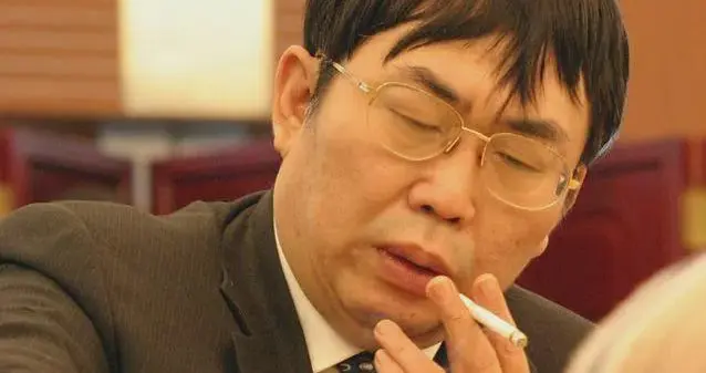 传奇人物聂卫平，驰骋棋坛无对手，还曾战胜癌症