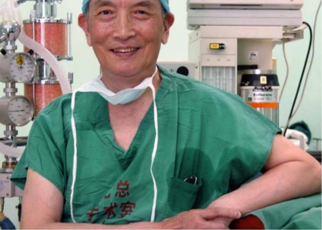 著名医学专家华益慰患胃癌去世，临终告诫：癌症，千万别过度治疗