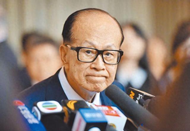市监局一锤定音，李嘉诚港口交易一分为二，金蝉脱壳计划落空