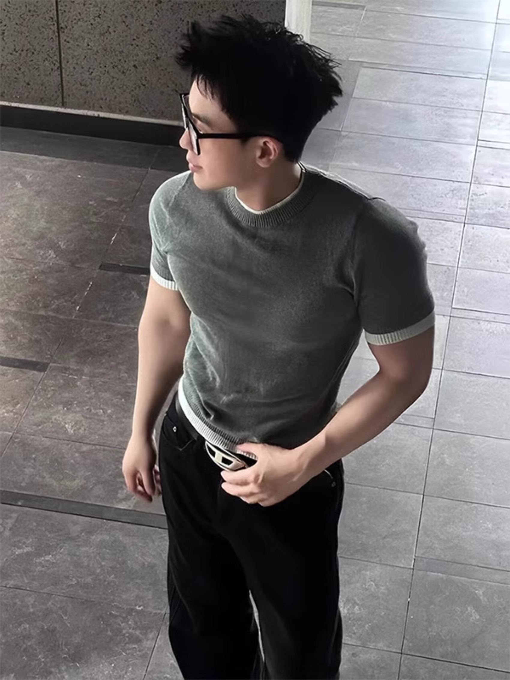 修身假两件针织短袖男健身显肌肉收袖口T恤