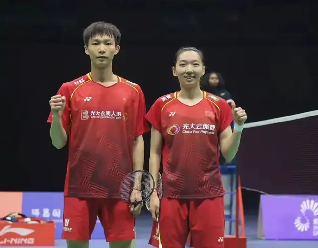 国羽6胜0负，再爆大冷，高昉洁2-1逆袭日本世界第7，强势晋级八强