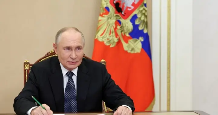 俄总理回国，逐字汇报中方表态，普京听后松了口气，石头终于落地