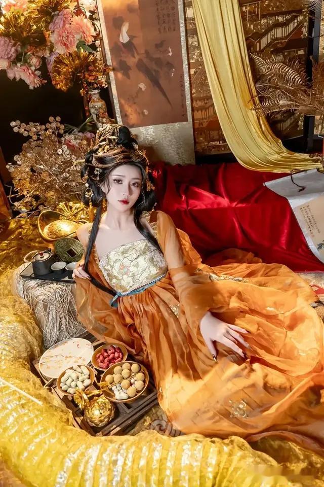 别有韵味的美女汉服