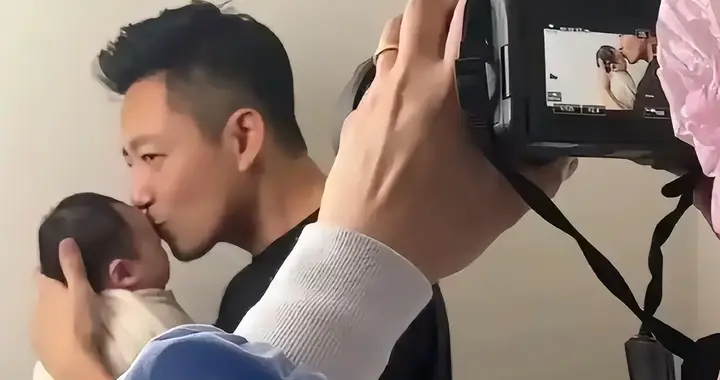 汪小菲否认孩子随母姓，对老妈态度过分，马筱梅称母子没有隔夜仇