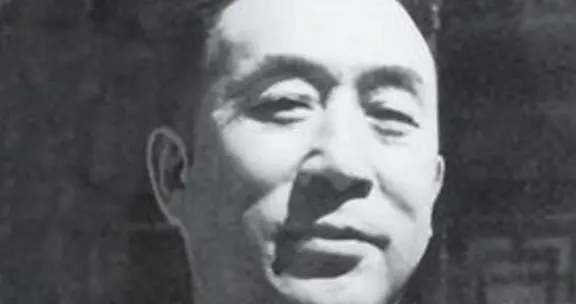 1983年，跟随薄一波快5年的秘书要走，薄老推荐他到重点部门工作