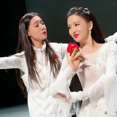 感恩陪伴6V3S：看佟丽娅跳舞，就一个字