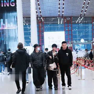 戳破你的彩泡泡：郑钧和刘芸的儿子Jagg