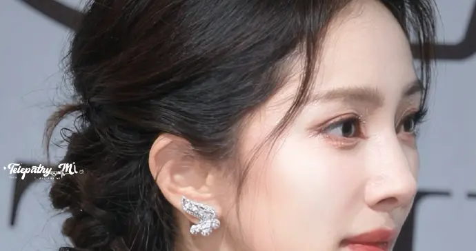 杨幂超美造型回顾