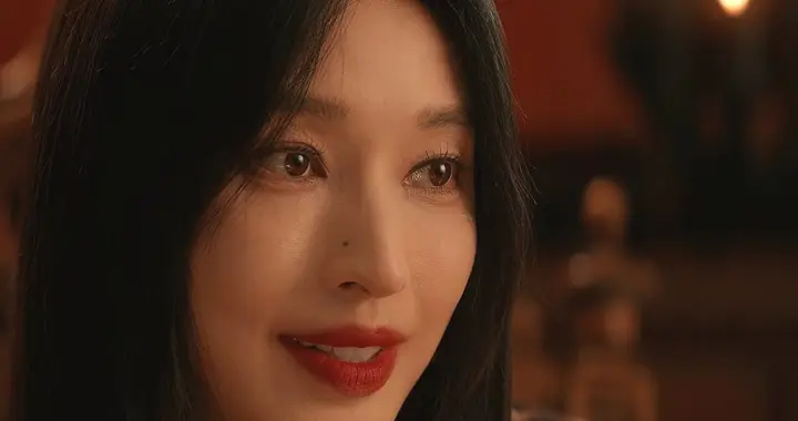 冲迪丽热巴去看《枭起青壤》，却被张俪的“蛇蝎美人”林喜柔惊艳