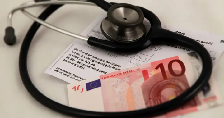 【看病更贵了？】德国卫生部长公布一系列预案