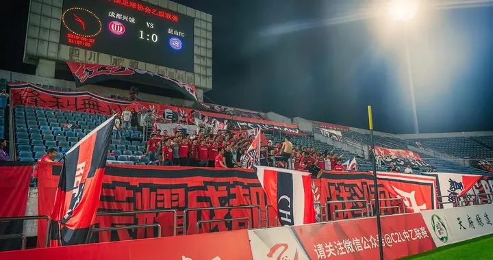 当俱乐部说没就没，凭什么要求中国联赛的球迷忠诚？