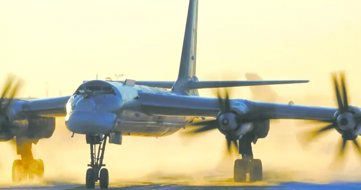 B-52的零件、图-95的坠机、轰-6的生产线，谁的路线对？