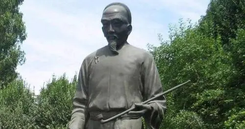 纪晓岚：清朝才子背后的传奇人生，笑谈风云的奇才！”