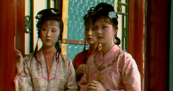 宝钗是在讨好所有人吗？