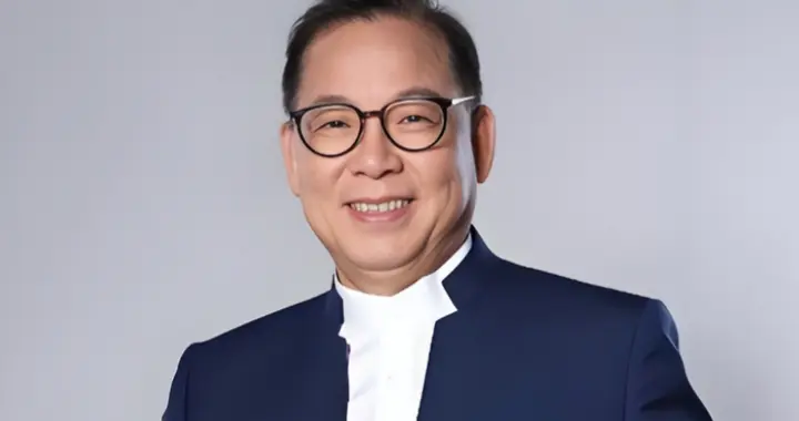 歌唱家张明敏：69岁受邀参加“93阅兵”很激动，自嘲不红了