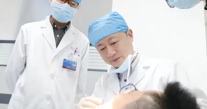 44岁男子患上口咽癌，与HPV感染有关，自述_原因有点难以启齿