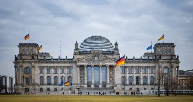 签约！中方马年送出大礼，而默茨简单两句话，却好似给波音添了堵