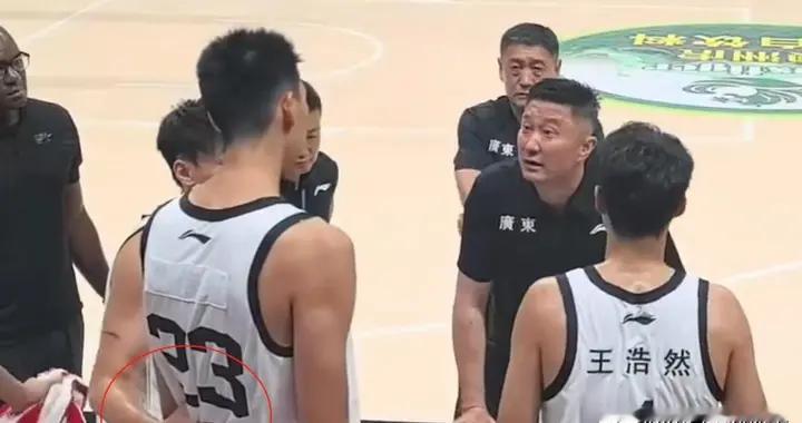 想进NBA先拿总冠军？徐昕获5队NBA试训，却连CBA季后赛都没摸到