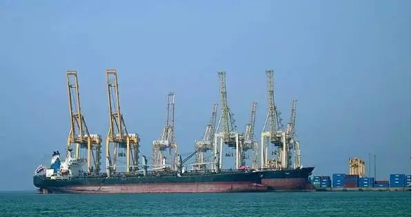 赶走中企硬抢油田，出乱子后又来示好，中方：按规矩办事