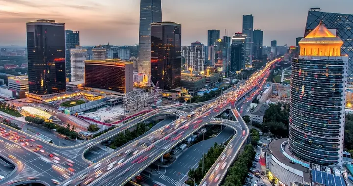 以经济建设为中心是时代产物，孙玉良：别忘了还有两个文明一起抓