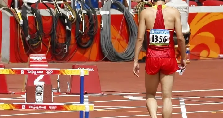 原来他才是毁掉刘翔真凶，因贪1200万被公审，让刘翔背负多年骂名