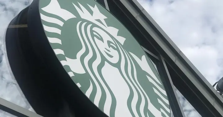 再见，星巴克？不，是再见，那个熟悉的星巴克时代。