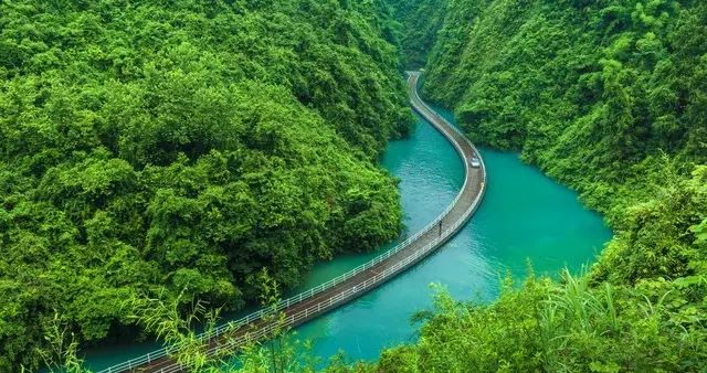 奉劝各位慎重前往湖北恩施，不是风景不好，而是戒断反应太折磨人