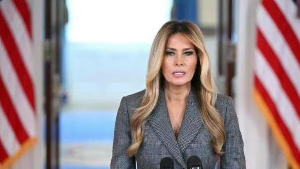 救火队员朱可夫：梅拉尼娅否认自己和爱泼斯