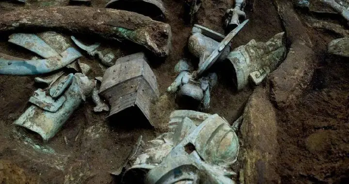 三星堆竟不属于任何朝代？考古学家颤抖：中华文明源头要改写！