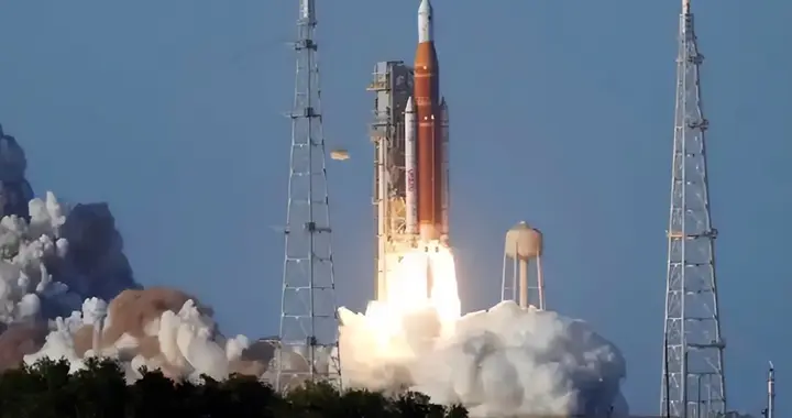 突发！美国载人绕月飞船发射后就出问题：厕所坏了，通讯异常