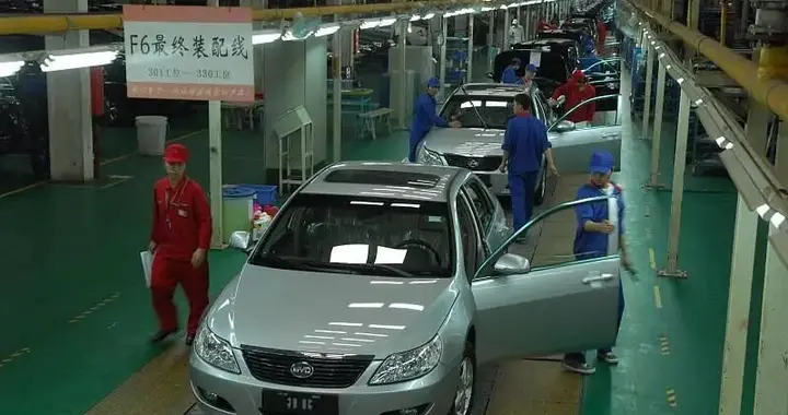 比亚迪四季度推7款新车，收官战从代步车打到百万级