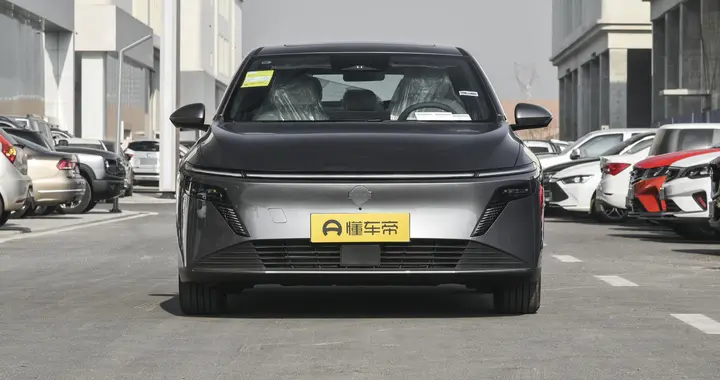 东风日产N6正式上市，价格诚意满满，适合家用插混轿车