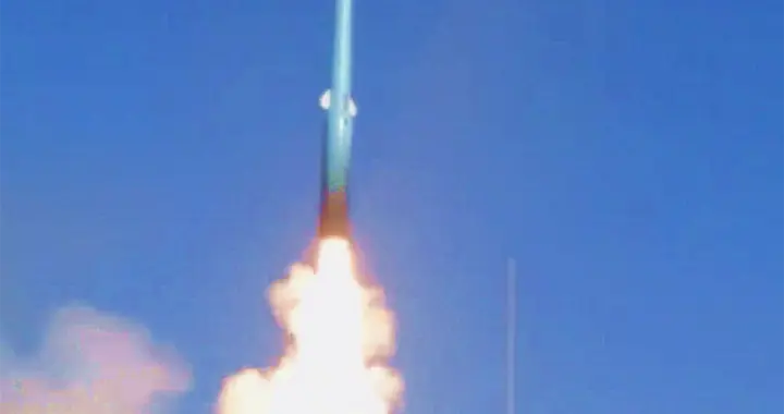 鹰击20在美军眼皮子底下发射？3艘055搭载上百枚，完爆美菲日舰队